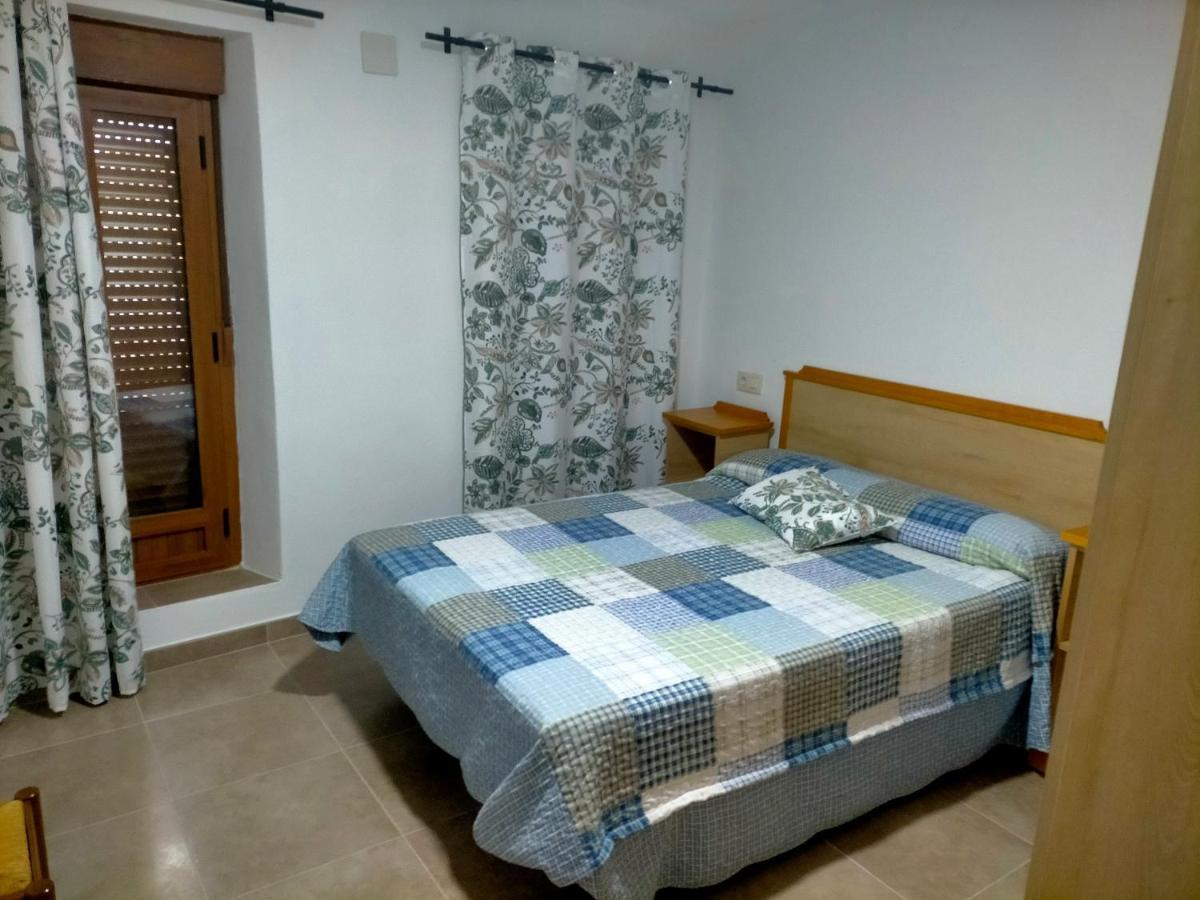 Casa Rural Ardwina II Alía المظهر الخارجي الصورة