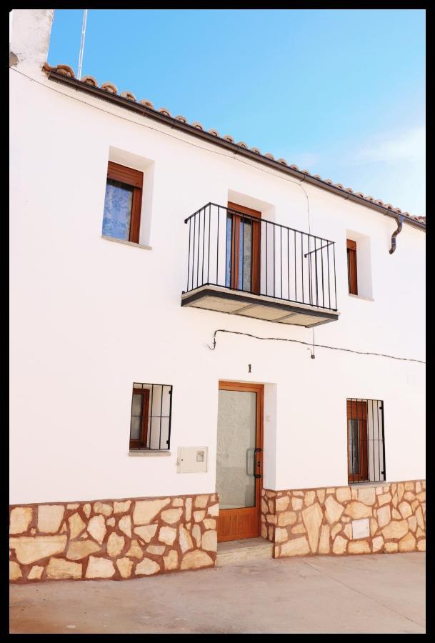 Casa Rural Ardwina II Alía المظهر الخارجي الصورة